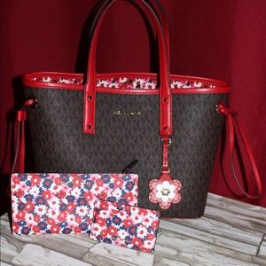 Michael Kors Carter Tote and Carnation Wallet